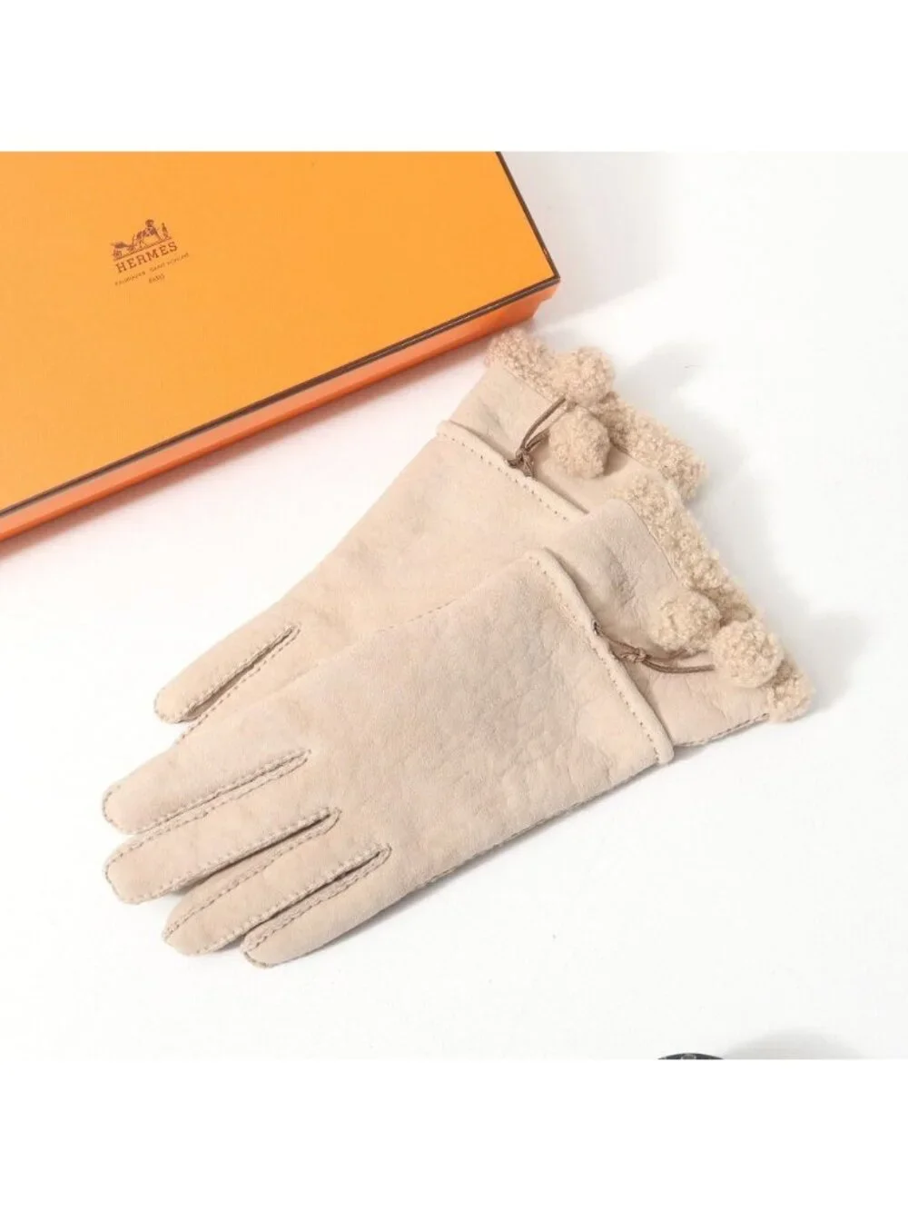Hermes Gloves 6.5 Lambskin